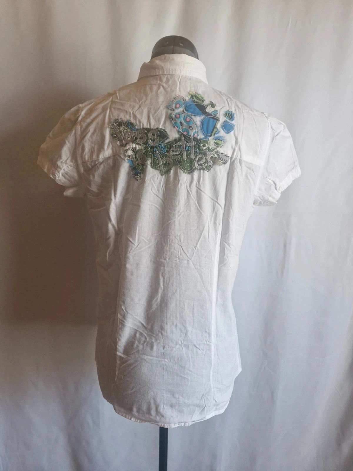 Desigual - Women's short-sleeve shirt - Size XL – photo 4